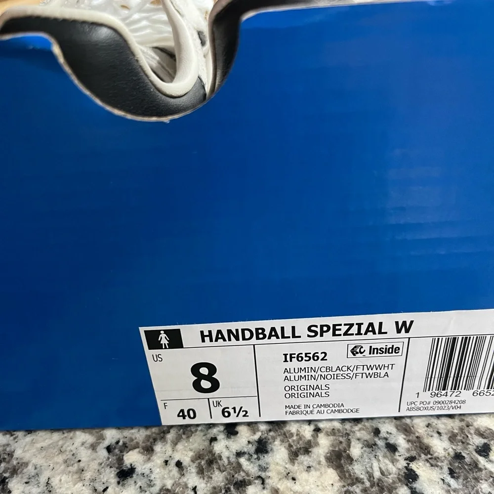 Adidas Handball Espezial Shoes - Picture 5 of 5